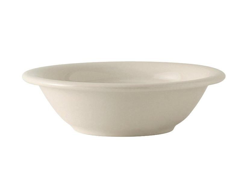 Tuxton BEB-260C 26 Ounce Commercial-Grade Pasta Bowl in Eggshell Color with 7-1/7 Inches Diameter