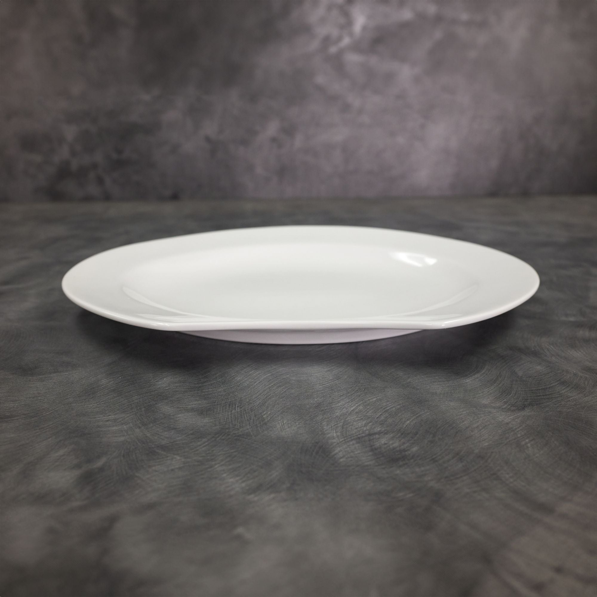 Cardinal R0560 High - Quality White Ceramic Oval Food Platter with Crunchy Design, 13.75 Inches