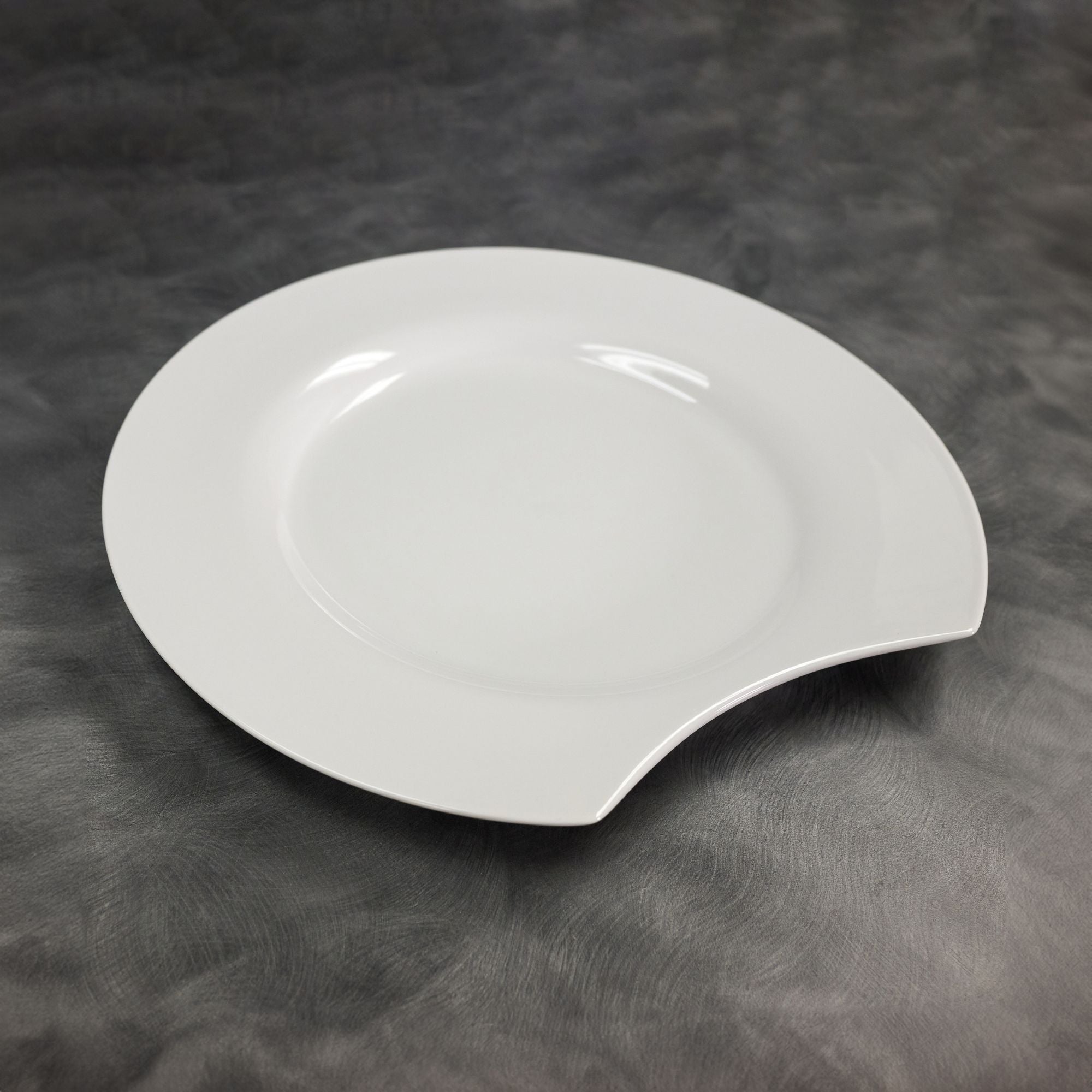 12-1/8 Inch White Crunchy Service Plate - Cardinal R0501