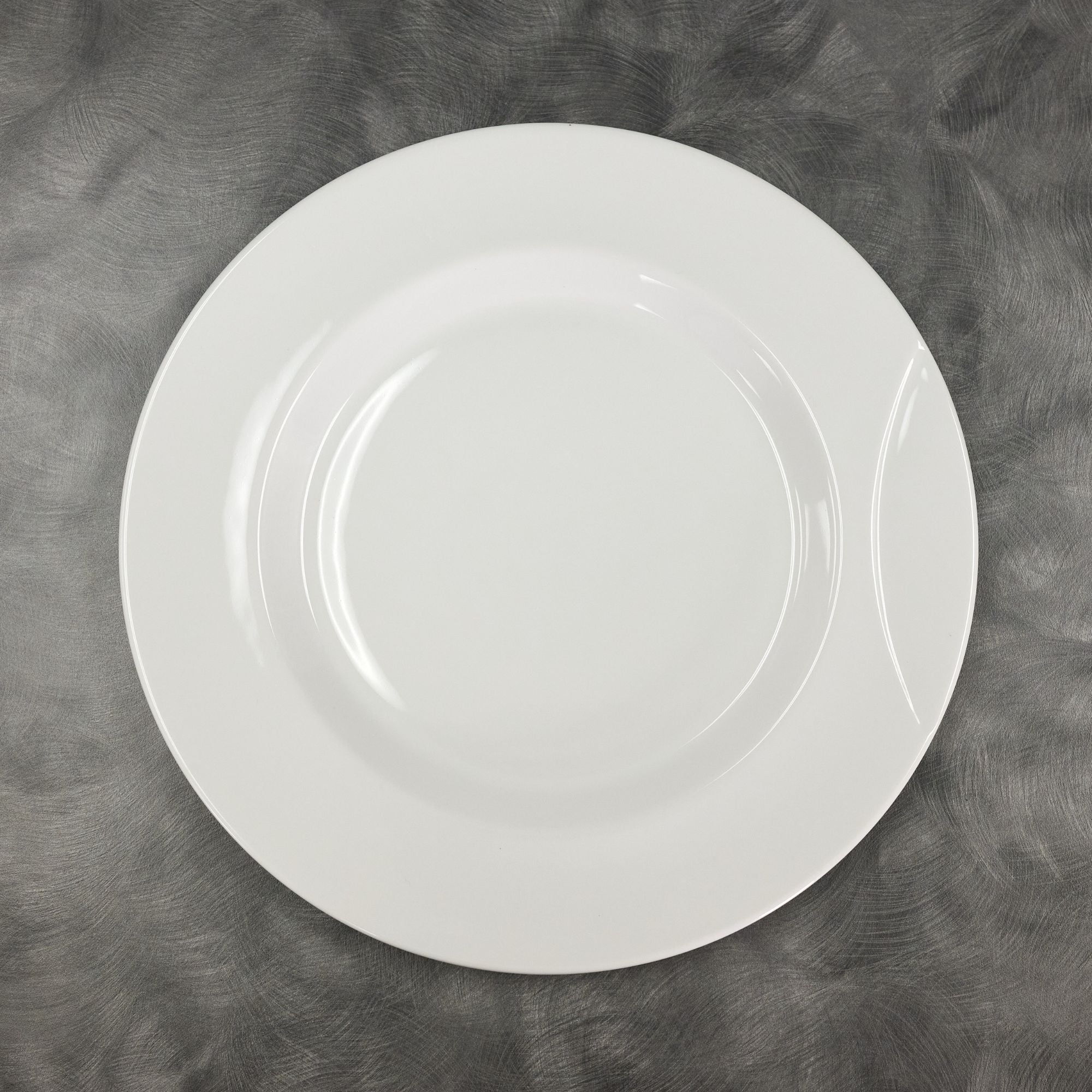 11-Inch White Crunchy Round Porcelain Plate by Cardinal R0511